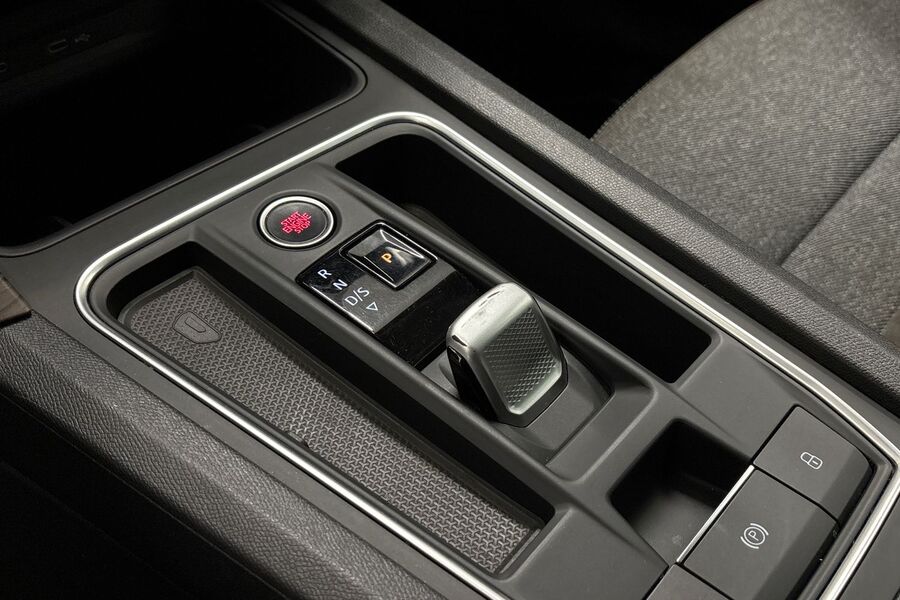 SEAT Leon Sportstourer vaihtoauto