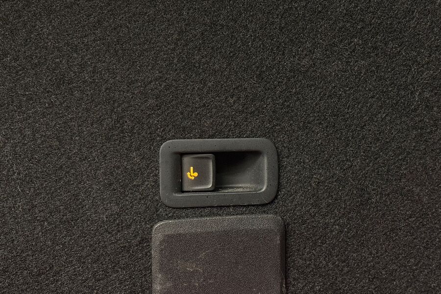 SEAT Leon Sportstourer vaihtoauto