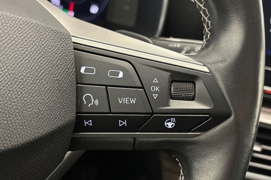 SEAT Leon Sportstourer vaihtoauto