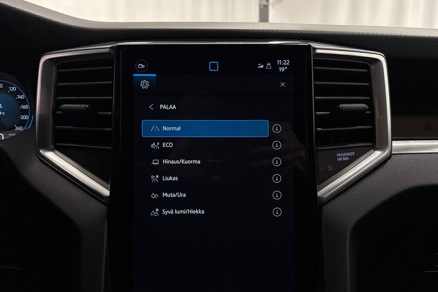 Volkswagen Amarok vaihtoauto