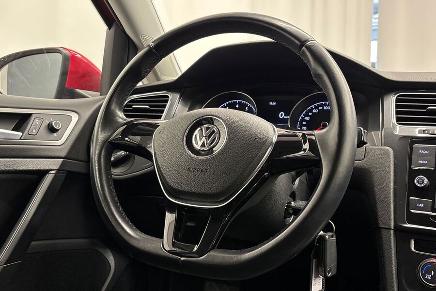 Volkswagen Golf vaihtoauto