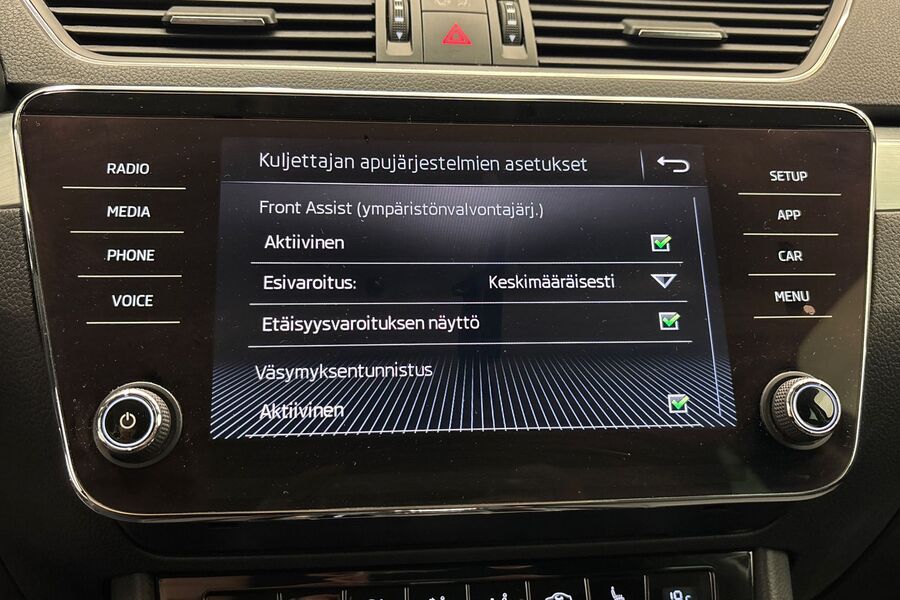 Skoda Superb vaihtoauto