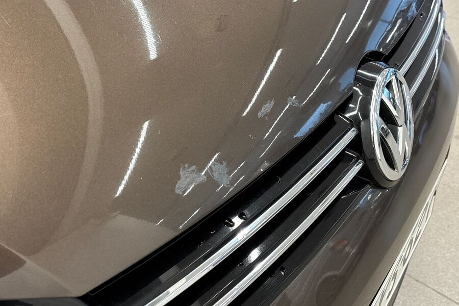 Volkswagen Touran vaihtoauto