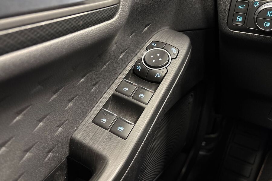 Ford Kuga vaihtoauto