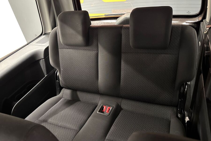 Volkswagen Caddy Maxi vaihtoauto