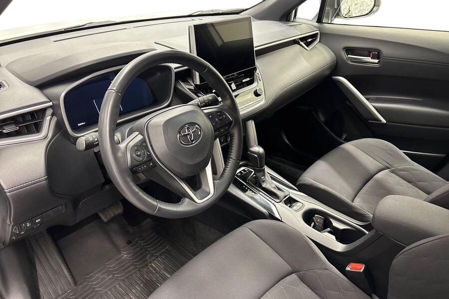 Toyota Corolla Cross vaihtoauto