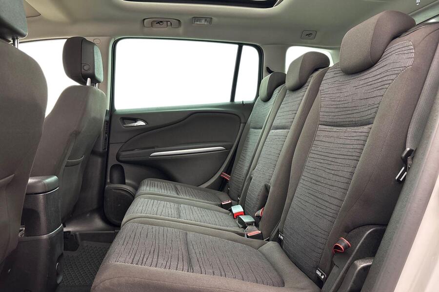 Opel Zafira Tourer vaihtoauto