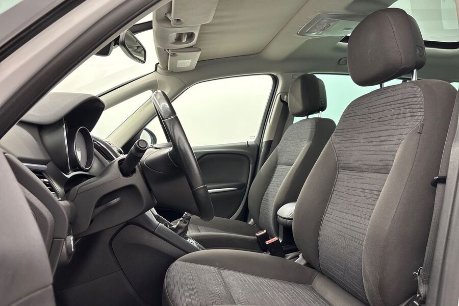 Opel Zafira Tourer vaihtoauto