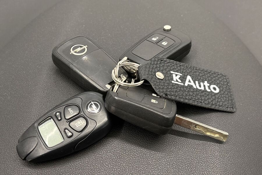 Opel Zafira Tourer vaihtoauto