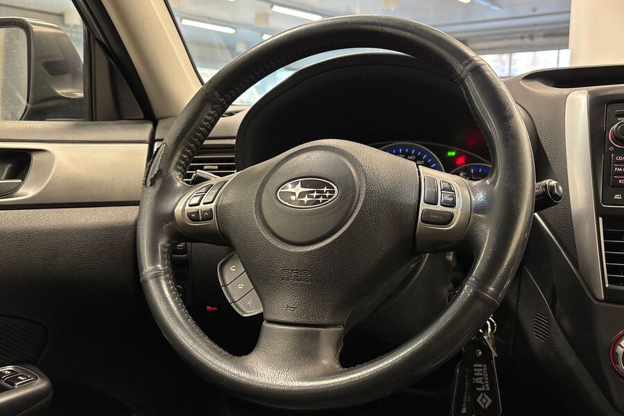 Subaru Forester vaihtoauto