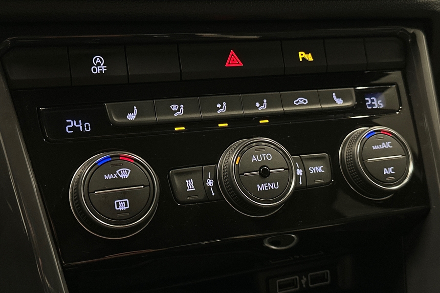 Volkswagen T-Roc vaihtoauto