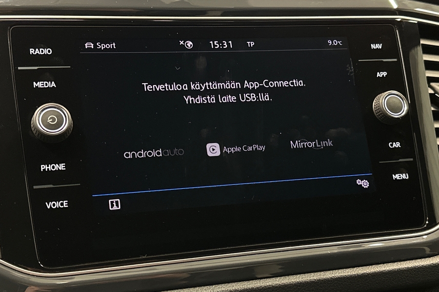 Volkswagen T-Roc vaihtoauto