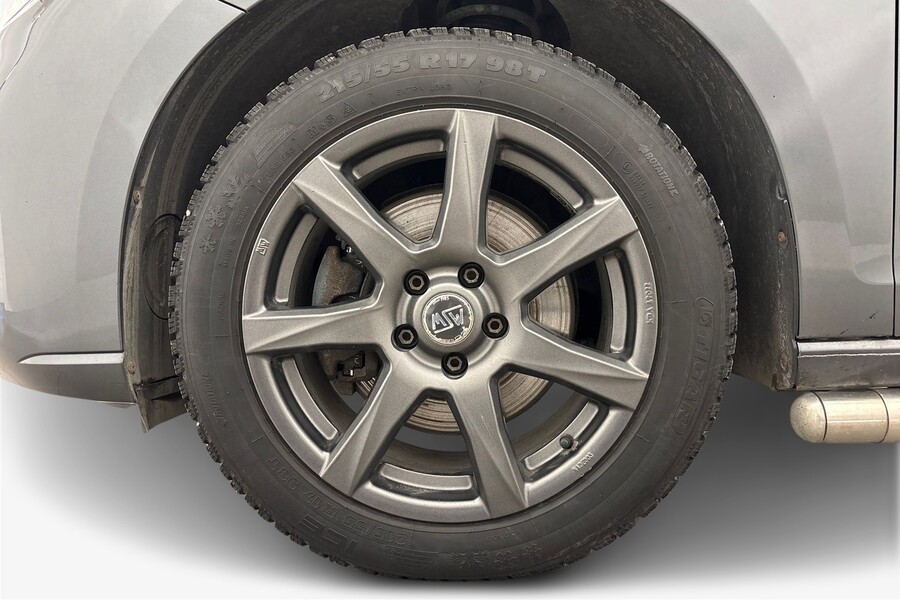 Volkswagen Caddy Maxi vaihtoauto