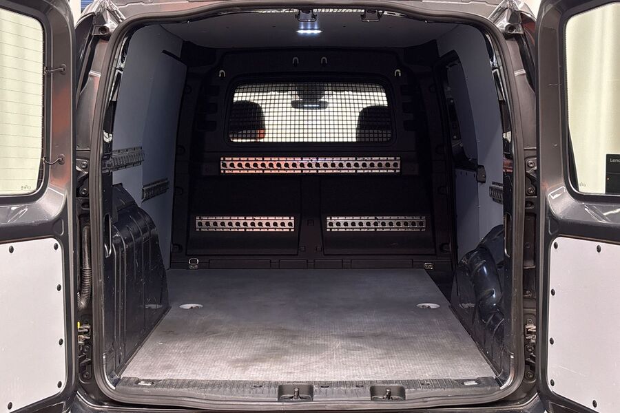 Volkswagen Caddy Maxi vaihtoauto