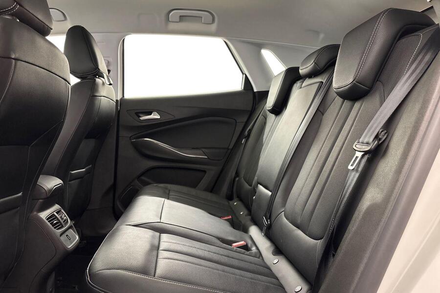 Opel Grandland X vaihtoauto