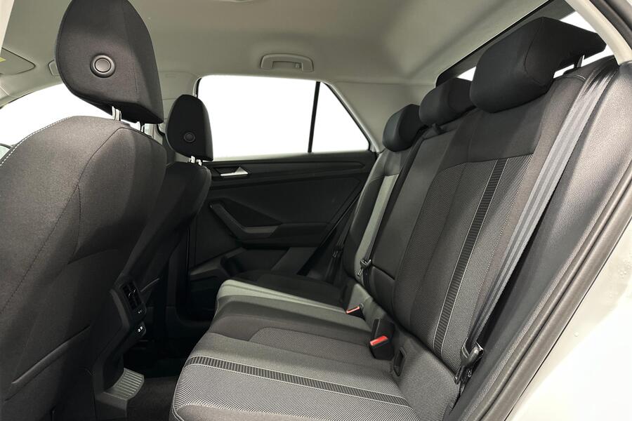 Volkswagen T-Roc vaihtoauto