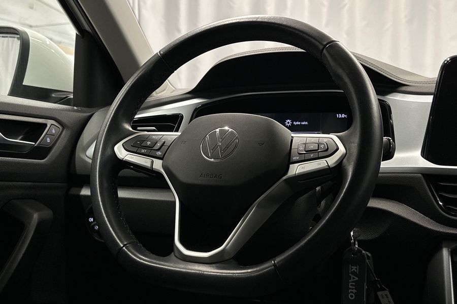 Volkswagen T-Roc vaihtoauto