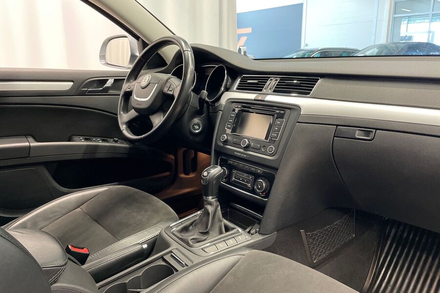 Skoda Superb vaihtoauto