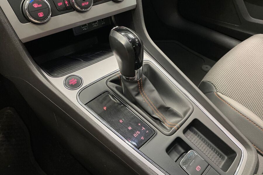 SEAT Leon X-Perience vaihtoauto