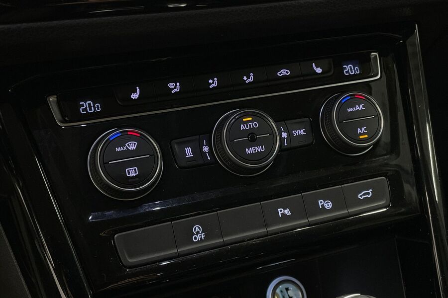 Volkswagen Touran vaihtoauto