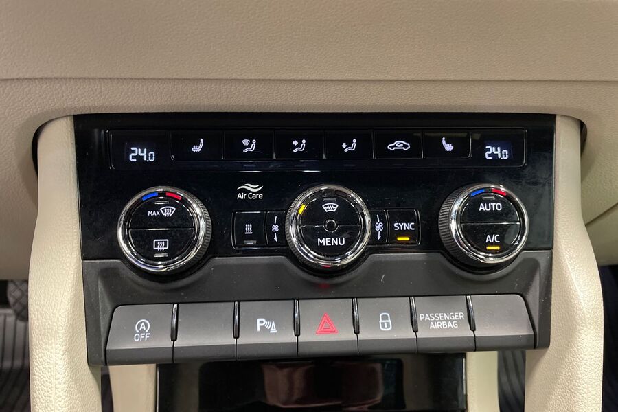 Skoda Karoq vaihtoauto