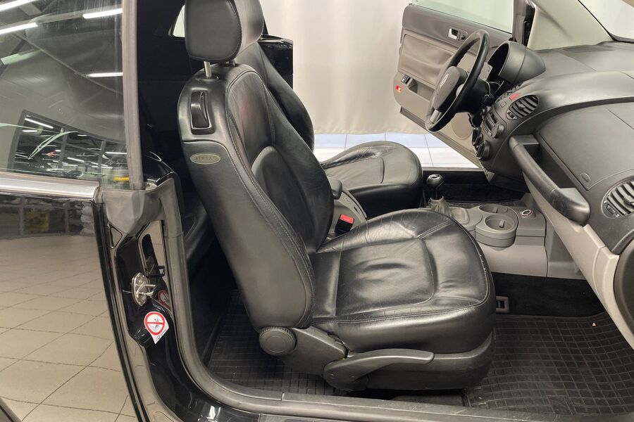 Volkswagen New Beetle vaihtoauto