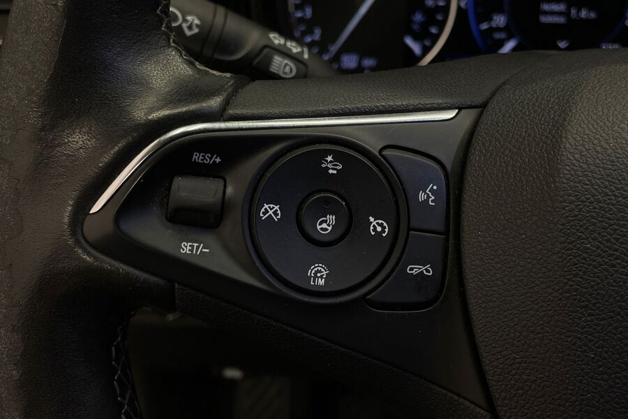 Opel Insignia vaihtoauto