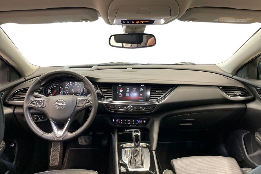 Opel Insignia vaihtoauto