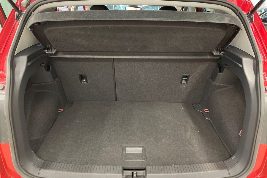 Volkswagen T-Cross vaihtoauto