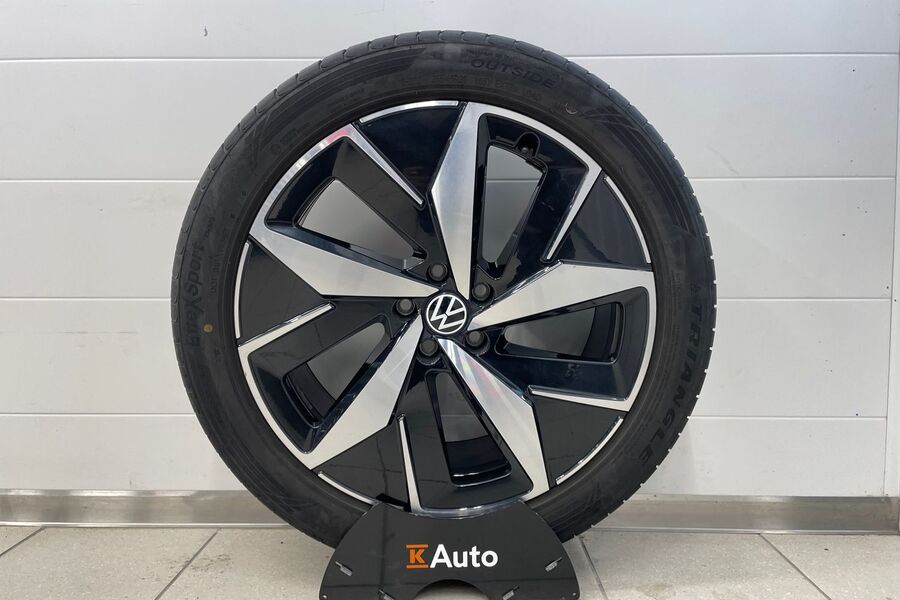 Volkswagen ID.4 vaihtoauto