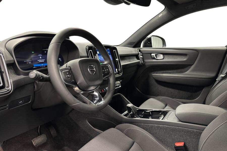 Volvo C40 vaihtoauto