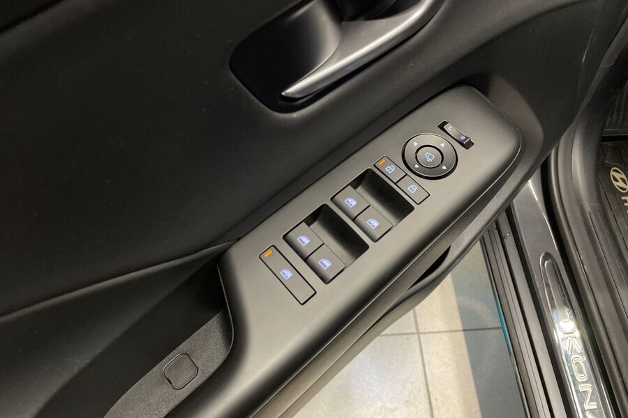 Hyundai KONA Hybrid vaihtoauto