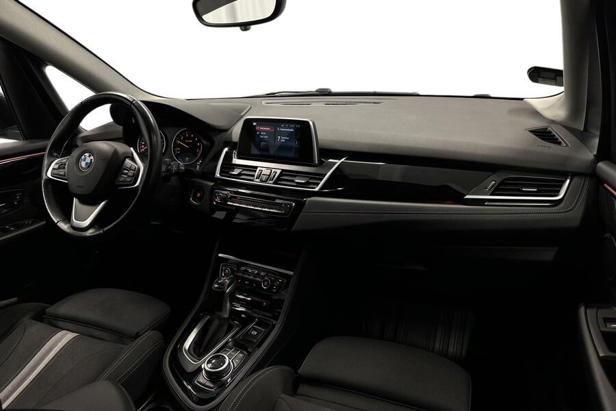 BMW 225 vaihtoauto