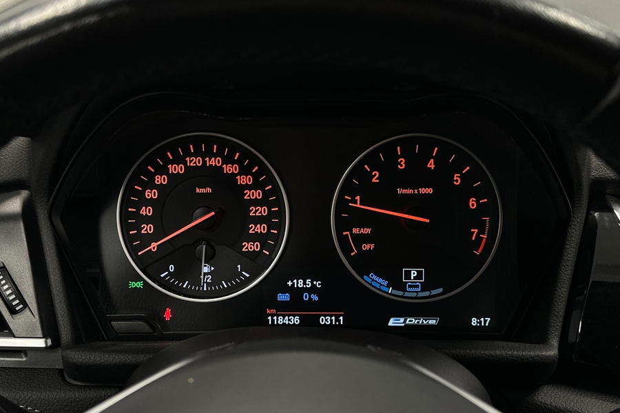 BMW 225 vaihtoauto
