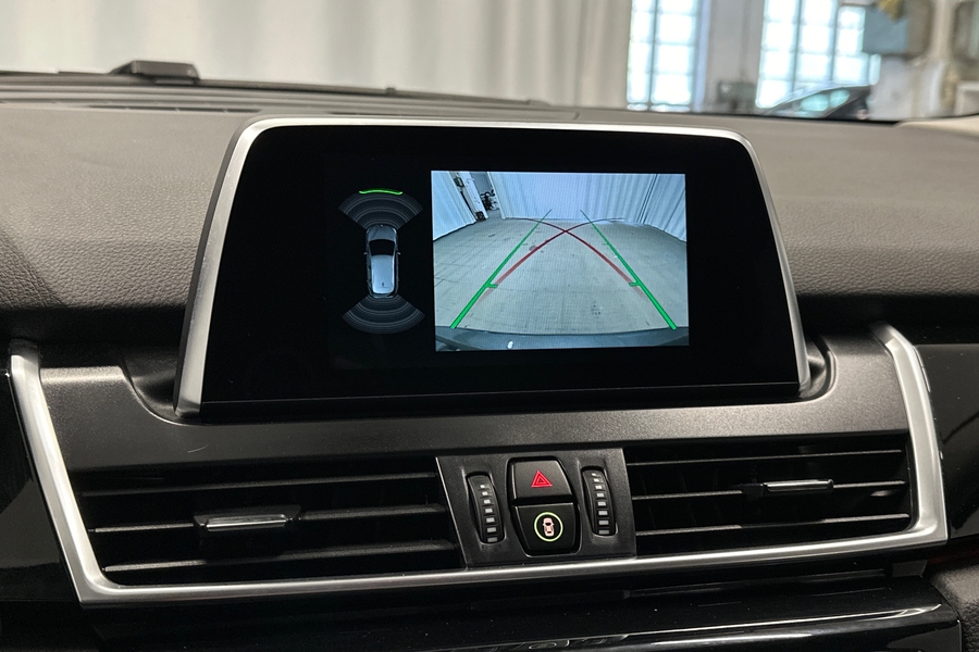 BMW 225 vaihtoauto
