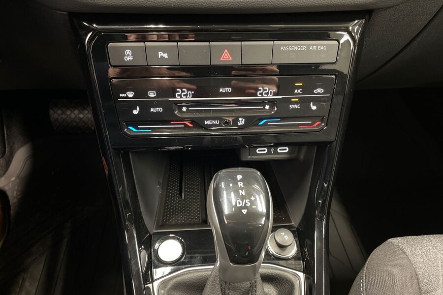 Volkswagen T-Cross vaihtoauto