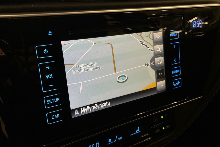 Toyota Auris vaihtoauto