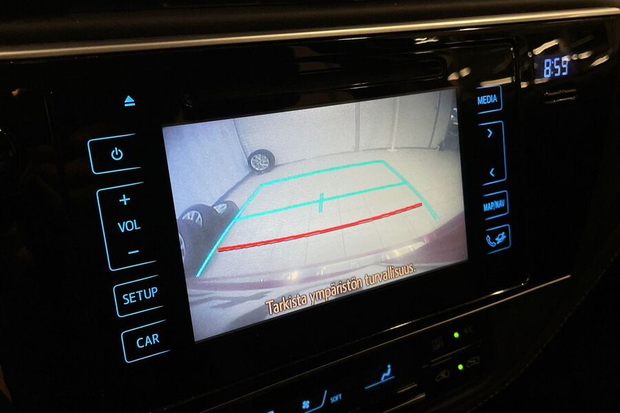 Toyota Auris vaihtoauto