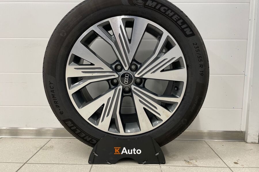 Audi Q4 e-tron vaihtoauto