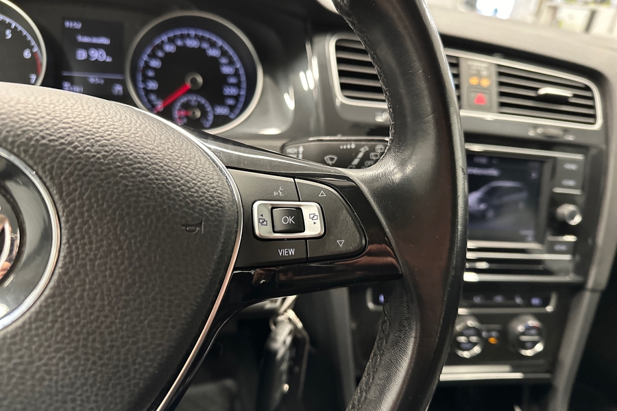 Volkswagen Golf vaihtoauto