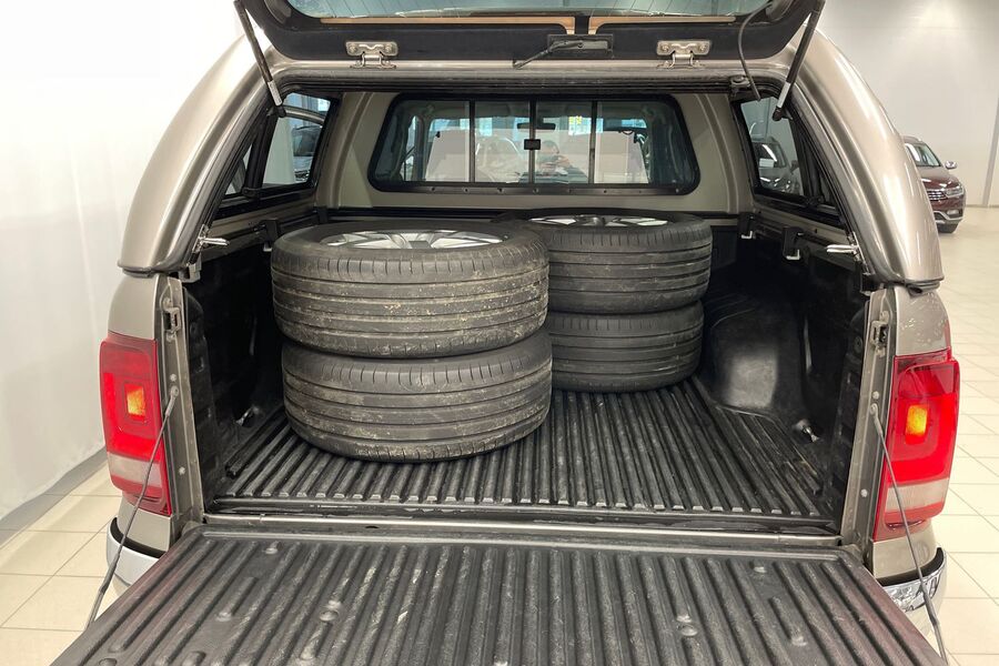 Volkswagen Amarok vaihtoauto