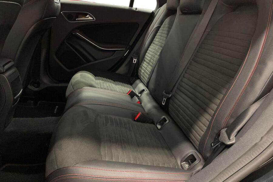 Mercedes-Benz CLA-sarja vaihtoauto