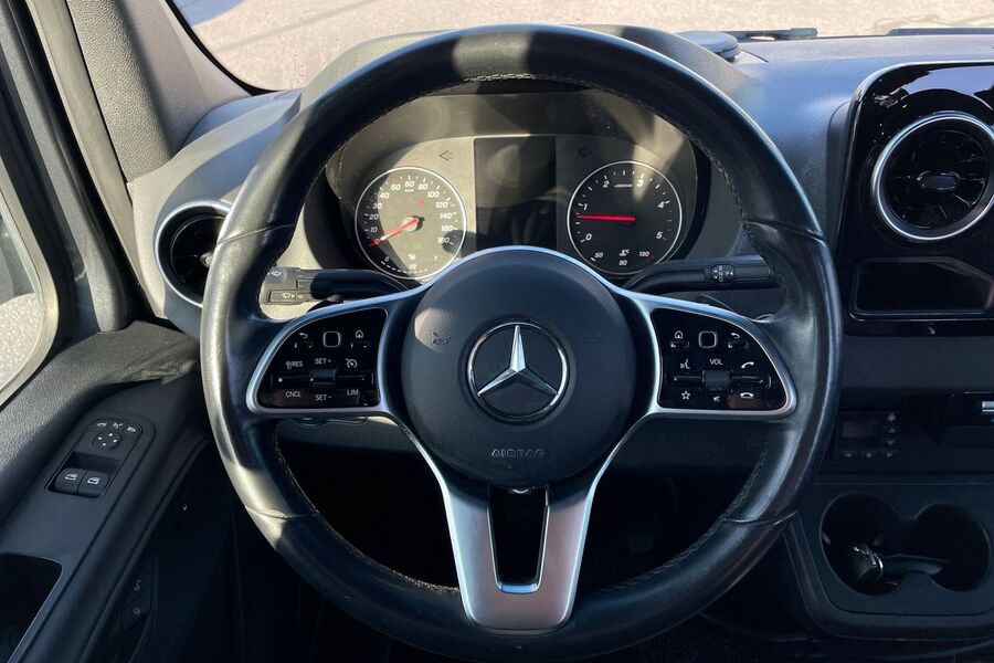 Mercedes-Benz Sprinter vaihtoauto