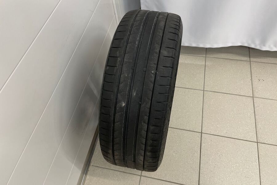 Mercedes-Benz GLA vaihtoauto