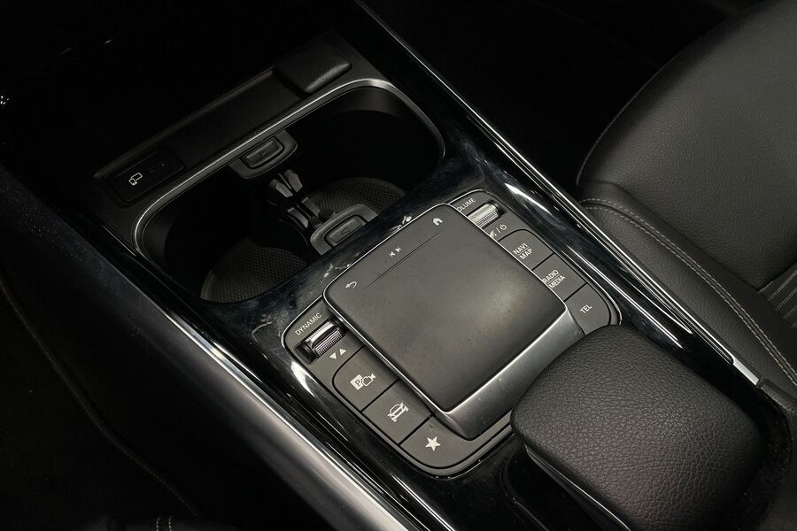 Mercedes-Benz GLA vaihtoauto