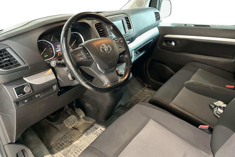 Toyota Proace Verso vaihtoauto