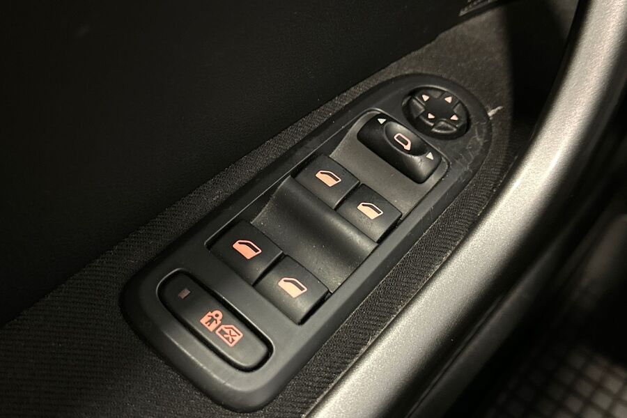 Peugeot 308 vaihtoauto