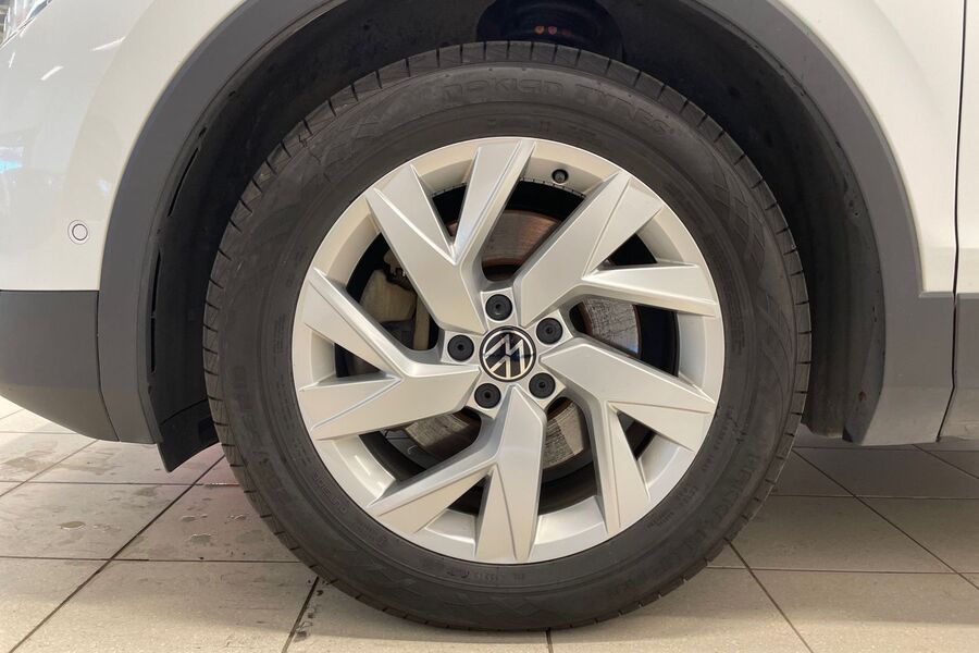 Volkswagen Tiguan vaihtoauto