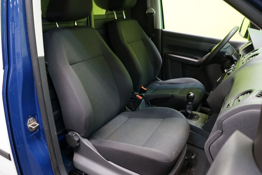 Volkswagen Caddy Maxi vaihtoauto