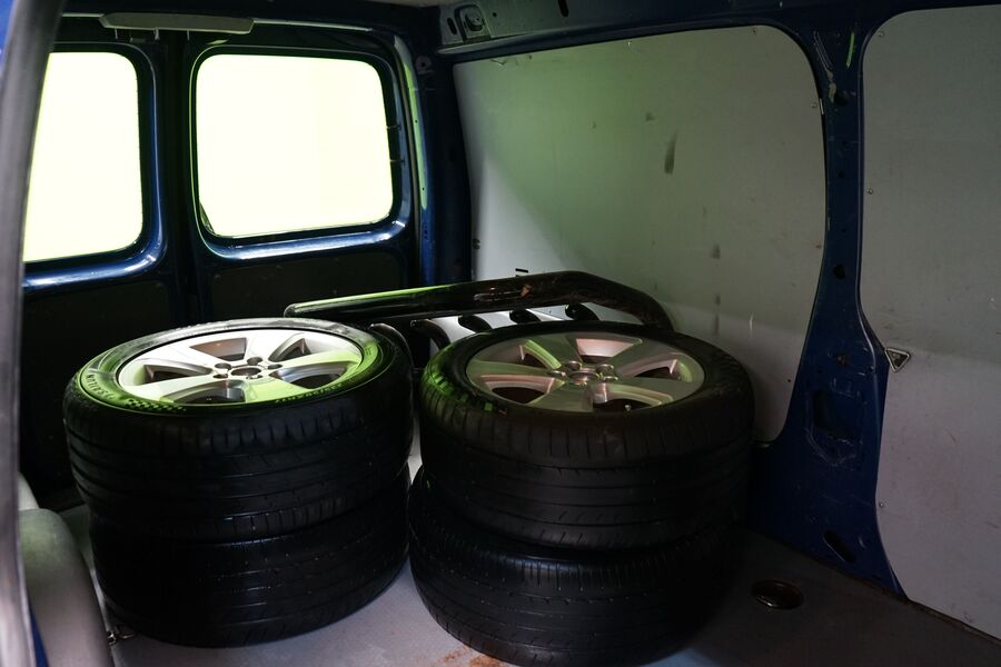 Volkswagen Caddy Maxi vaihtoauto